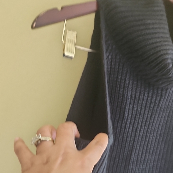 Cozy Charcoal Ribbed Knit Sweater Dress le The tape of the Belt is missin - Picture 6 of 10